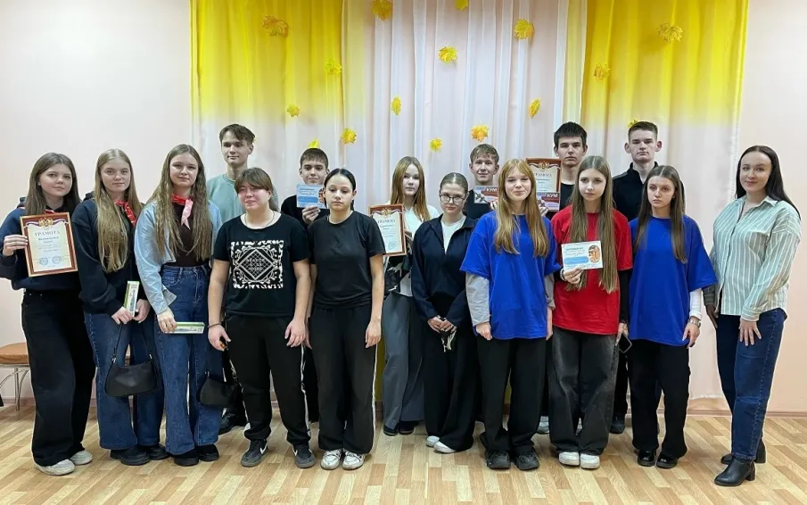 Турнир знатоков права «Сильное звено» прошел в Центральной библиотеке